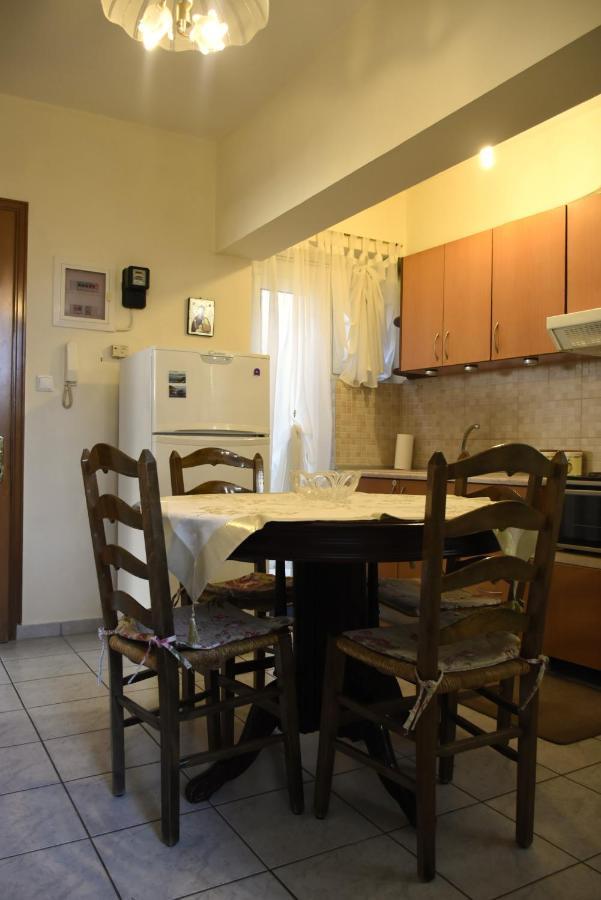 Poly'S Cozy Home โวโลส ภายนอก รูปภาพ